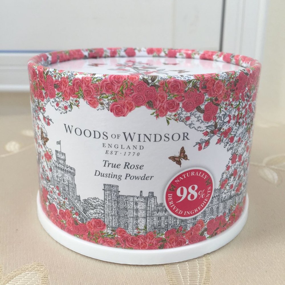 WOODS OF WINDSOR ENGLAND Dusting Powder TRUE ROSE